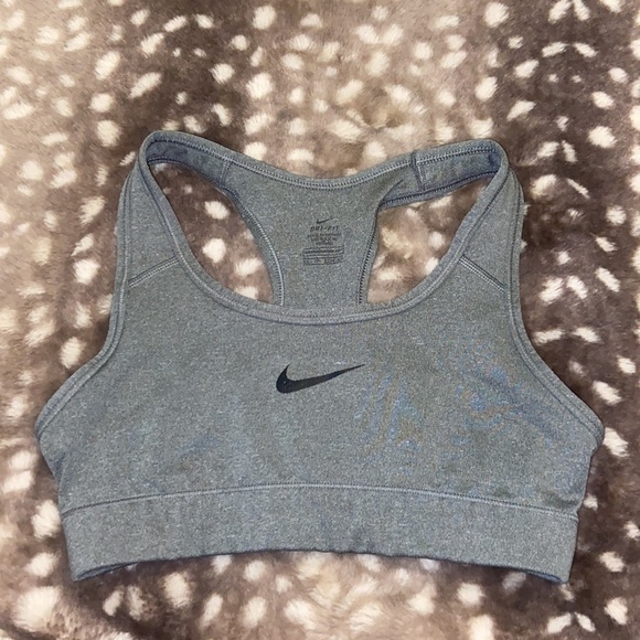 Nike sport bra - Picture 1 of 4